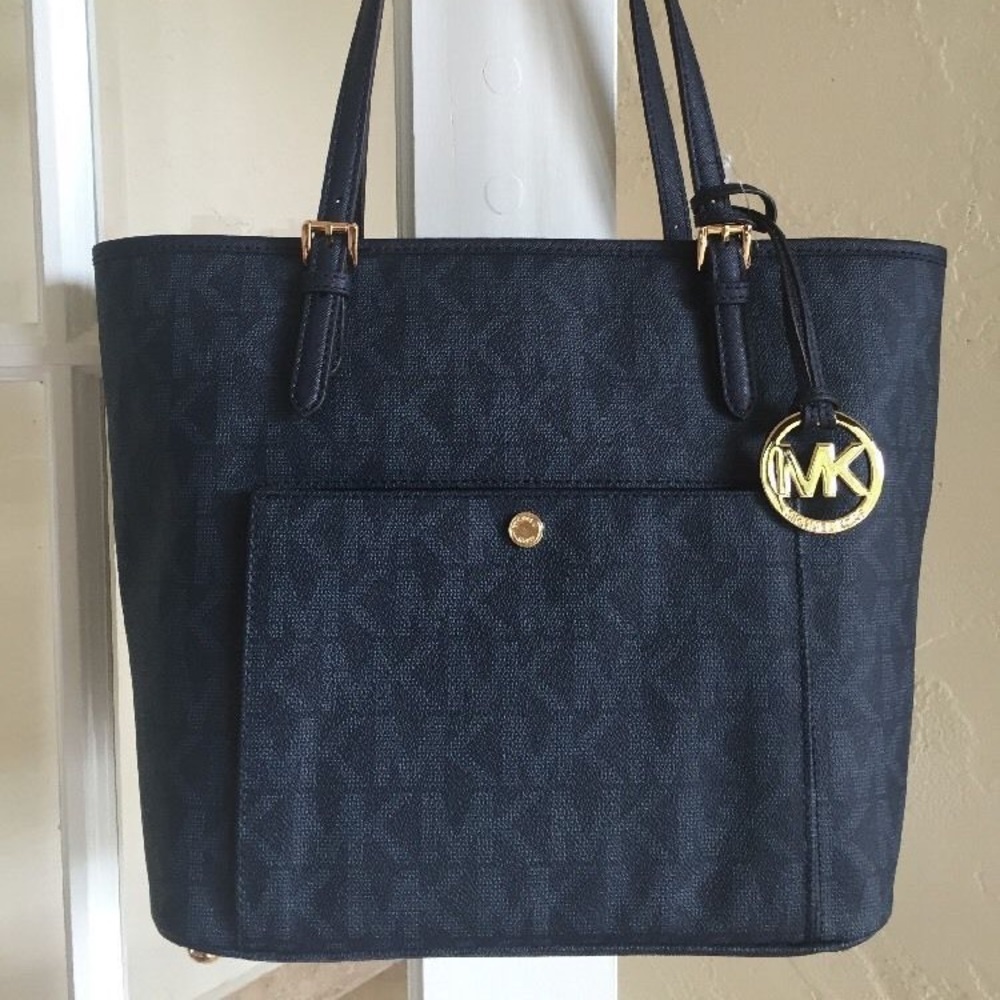 Navy Blue Jet Set Tote With Large Snap Pocket